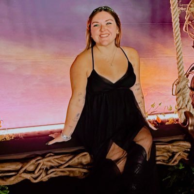 RachelLeishman's profile picture. writer, fangirl, official leslie knope. nerdy girl. the short one. editor in chief @themarysue. writer @collider. i do podcasts. she/her. @criticschoice.