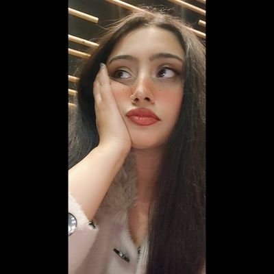 mesahuz's profile picture. Go disappoint the next bitch, I'm busy. || “Lost in music, found in vocals.” 🎤🎶