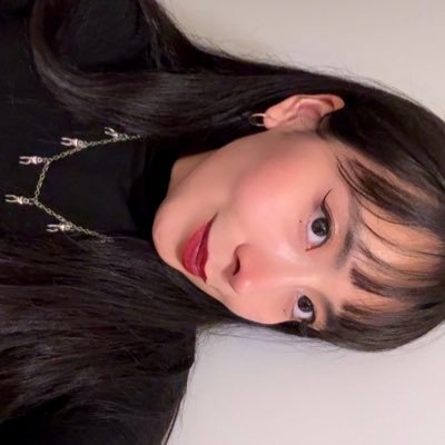 Nickkoleh's profile picture. 🇪🇨 ||📍NYC 🇺🇸
📖| 🎫 | 📷 | 💪🏼 | 🧘🏻‍♀️ | ⚕️| 🦷
Lines, Vines and Trying Times †