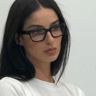 itspoesie's profile picture. 222 ♰