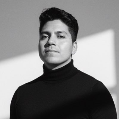 JulioCesarOlea's profile picture. Acuariano ♒️ Amante de las buenas historias ❤️ , los tacos y el chocolate 🍫. Por mis venas corre champurrado y chilate. IG:juliocesaroleaa