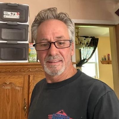 jersey1117688's profile picture. Happiness Shines Like Light In Heaven