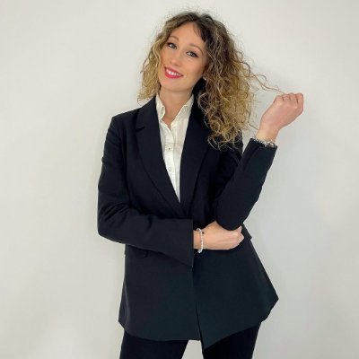 seabreeze_one's profile picture. ✈️ Travel enthusiast⛰️ Hiking aficionado 🍔 Food lover