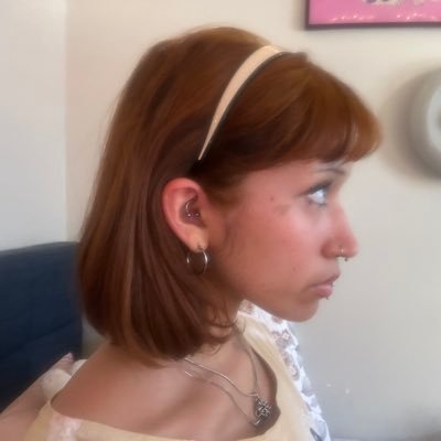 sexyfuncute's profile picture. intentionally causing harm to myself through love