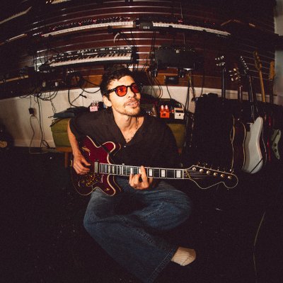 WinnetkaBowling's profile picture. New Album SHA LA LA out now: https://t.co/GD4FqUReCU