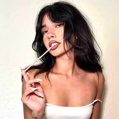 heyitskittty's profile picture. Hey it’s kittty🐱 yes I’m 19 🙈