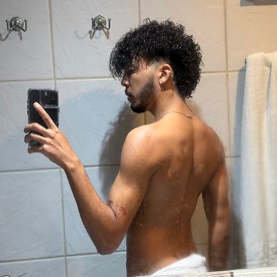 ox__rian's profile picture. Louco e sonhador 💭🏰