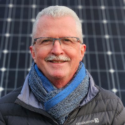 WernerFuchs_CH's profile picture. 99% CO2-fossilfrei, auch kein Benzinmäher 😁 #Klimakrise ist jetzt. #ÖisiZuekunft. Gemeinderat, GLP. Bleibt am Boden, bildet eine eigene Meinung.