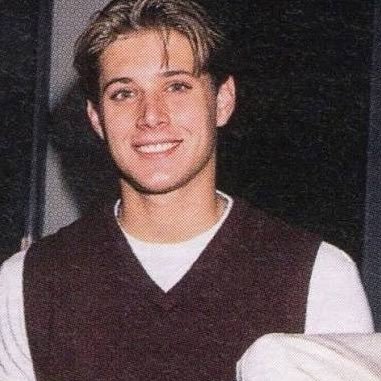 charmdealer's profile picture. archaeologist, paleontologist, ‍ ‍ ‍ ‍ ‍ ‍ ‍ ‍ ‍ ‍ ‍ just that guy