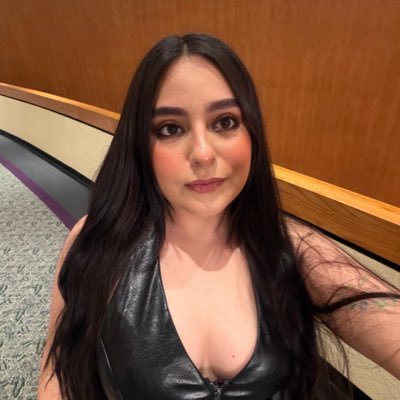 bgmunoz_andrea's profile picture. Estomatóloga 👄 | UJED | Música 24/7 | libros 24/3|hipocondriaca| viajes 24/7