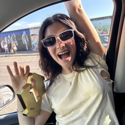 romansnby's profile picture. shane hollander and kevin day’s lesbian lawyer