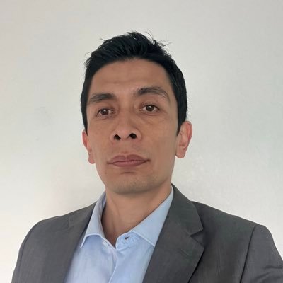 select_vargas's profile picture. Tech market analysis, IT business trends, video games | Hamburger enthusiast