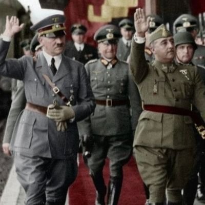 Javier_sr4's profile picture. .Mantenerse en pie en un mundo en ruinas.