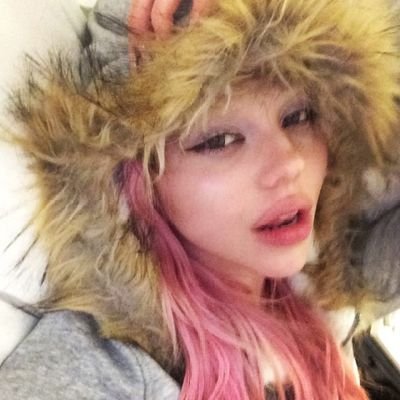 adelaexpress's profile picture. ⠀⠀⠀⠀⠀pull my strings and make me sing like oh