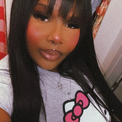 kieeerraaa's profile picture. hell woods ⭐️ | 10:24 🪽