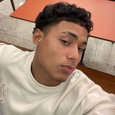 mahtviczz's profile picture. ✒️     —        i take what i want when i wanna.