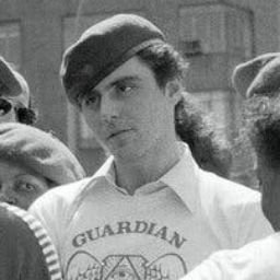 vampyrelori's profile picture. marxist-sliwaist • she/it • 22 • 🖤@duck_of_babylon🖤 • vampire trucker lady • metalhead • WCW fan