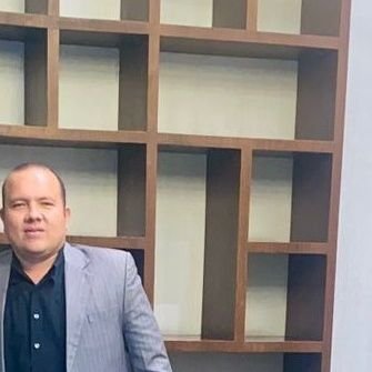 salehnabym's profile picture. Abogado