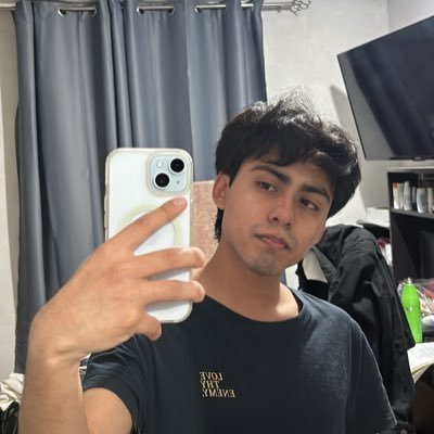 sikelps's profile picture. 21