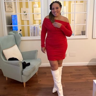 apple_jax23's profile picture. Mother 💙 Daughter ❤️ Sister 💜 Friend 🤍 Fae 💛 #RaiseHail💛❤️