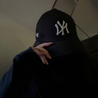 wiklq_'s profile picture. Meditation.