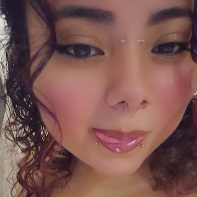 al3xaliz3villa's profile picture. PAY before messaging 💕