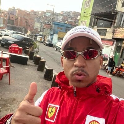 blackcapesz's profile picture. 