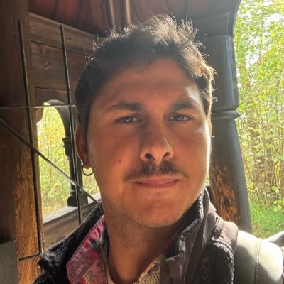 niraco17's profile picture. Studio, lavoro e colleziono articoli per @GameSourceIT | 31 | 🇳🇴 Tromso 🔴⚪ Dylan Dog | side @incult_vulpes