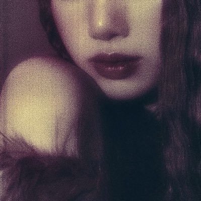 RealV1xxie's profile picture. LALISA ✦ ALTERƎGO