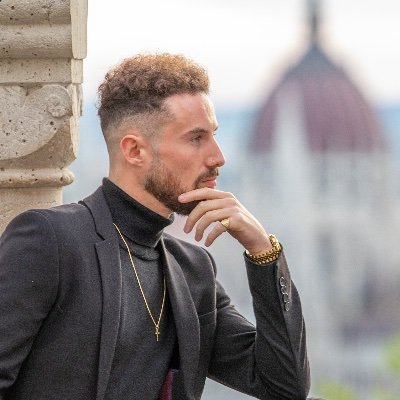 ibizaart's profile picture. Choo choo 🚂