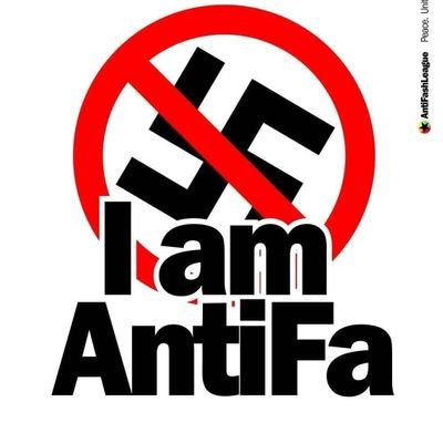 Loretitolinda's profile picture. 💙De raza Hobbit, tolkienista, cinéfila, bibliofilica, ecologista, amante de Gabriela Mistral y de Anais Nin,  Feminista, Antifacista, colocolina de 🤍🖤🍉