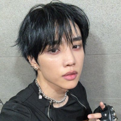 lorveing09's profile picture. 🌙