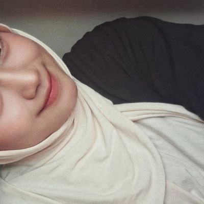 seraphihc's profile picture. 우리 사랑하지 말아요.