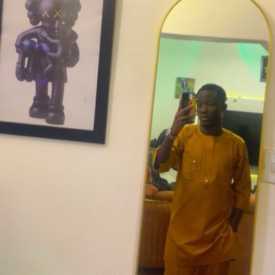 pythagoras4la's profile picture. Pisces born | OAU Economist | Chelsea 💙| Football cruise | Web Dev. | PayPal Doctor