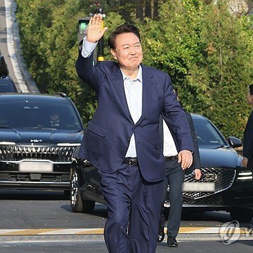 Bwonielovesme's profile picture. Yoon Again 🇰🇷 CCP OUT
계엄은 계엄일 뿐 - 민영삼 -
부성선거를 멈춰라! 공산당이 싫어요.
이재명 재판 받아라. 김현지가 누구야?