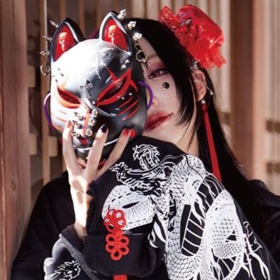 Scoliyosis's profile picture. ⋆｡‧˚ɞ🍓ɞ𝔚𝔥𝔞𝔱 𝔞 𝔥𝔬𝔯𝔯𝔦𝔟𝔩𝔢 𝔫𝔦𝔤𝔥𝔱 𝔱𝔬 𝔥𝔞𝔳𝔢 𝔞 𝔠𝔲𝔯𝔰𝔢ɞ🍓ʚ˚‧｡⋆