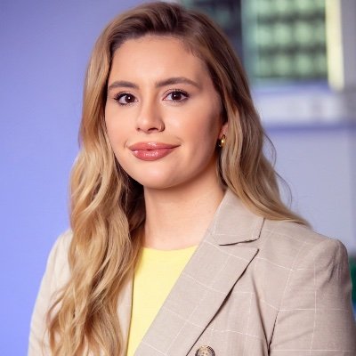 ElorahInMedTech's profile picture. In MedTech for the meaning, not the buzz. Marketing @ RedefineSurgery. Exploring surgical AI, human precision, and purpose-driven innovation.