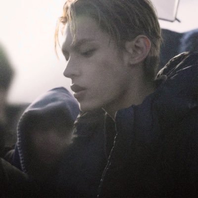 ch0ke0n_air's profile picture. faSHioN !¡!