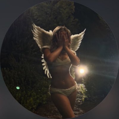 AG0RAH1LLS's profile picture. Female Rap Enthusiast 👸 @dojacat @tatemcrae