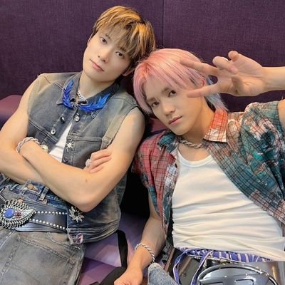 jjaehyuntaeyong's profile picture. fan acc🐬 || homophobic dni💥