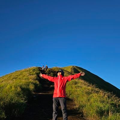 fatihahahaha's profile picture. Sometimes, you gotta be bold! Just rock the world! BOOYAH! #YNWA