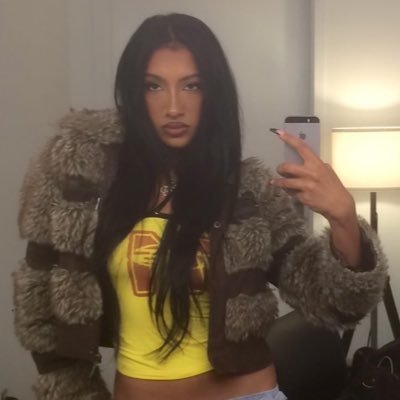 HOURLYRAJ's profile picture. dedicated to lara raj of katseye — the grammy nominee.