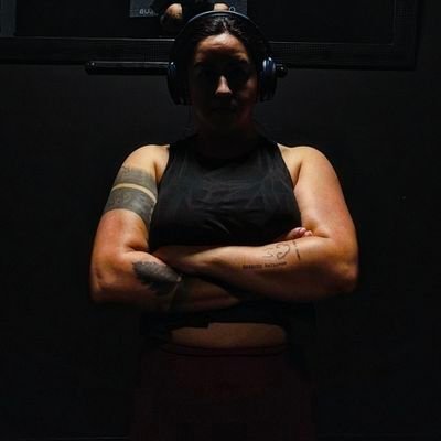 PhanieCQ13's profile picture. 🩺🧠📚🥼 • ♓ • 🏋🏻‍♀ • 🇵🇷