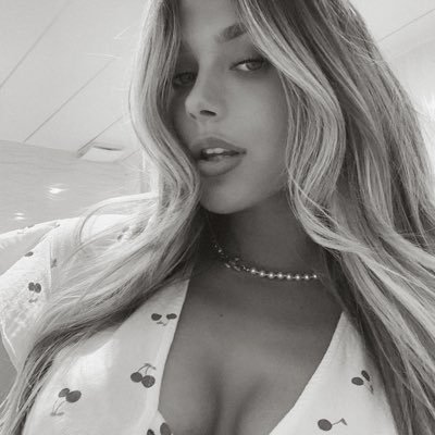 jazmerata's profile picture. ⠀⠀ ⠀ ⠀⠀ amnesia⠀ ⠀ noct. catharsıs⠀ ⠀❼ ⠀⠀ ⠀ ⠀⠀ ⠀⠀⠀⠀⠀⠀Circe : ⠀6th⠀ verses 。Thal. re