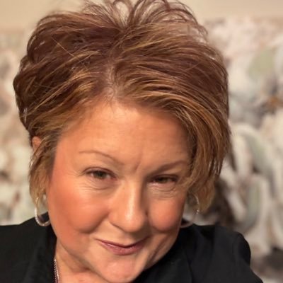 miamgeiger's profile picture. GA 🍑 | be a good human | #refusingtonormalize | “enjoy every sandwich.” ~Warren Zevon | Because we were made for love ❤️