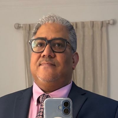 CarlosM1025's profile picture. Ἰησοῦ Χριστοῦ δούλος,esposo,padre y pastor. Bach of Arts Min,@NazBibleCollege MDIV @sbts.MA in Min y estudia Dmin “Preaching & Leading” en @AsburySeminary