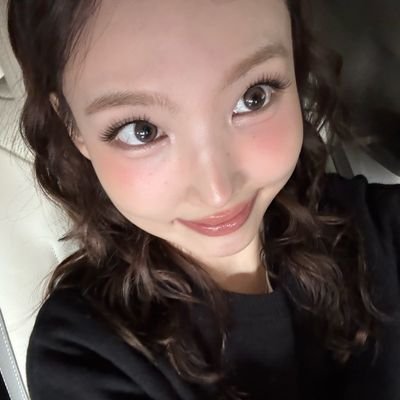 zingtyun's profile picture. stray kids twice txt le sserafim katseye love zone 💌 taylor, 5sos, gracie, harry and sabrina #1 fan 🐾