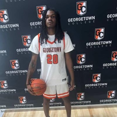 Elijah_Walton1's profile picture. 6'6/ G /  @Gtowntigersmbb 🐅 🏀