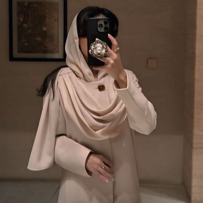 2roida's profile picture. 