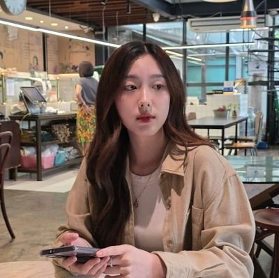 lilyzkydeknarak's profile picture. #Aheye4EVE ♡